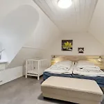 Stunning Home In Blavand With Sauna Tatil Evi