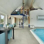 Stunning Home In Blavand With Sauna 펜션 *