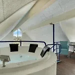 Stunning Home In Blavand With Sauna 펜션 *