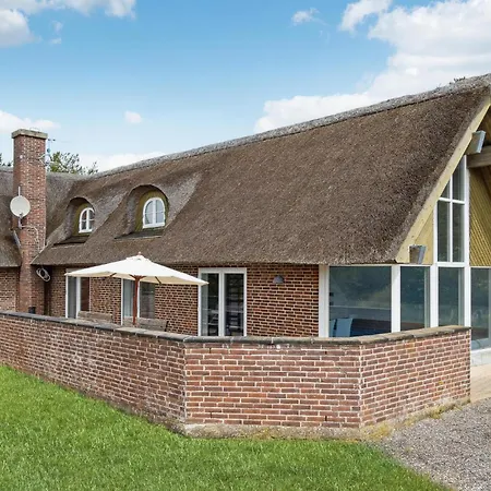 Stunning Home In Blavand With Sauna *