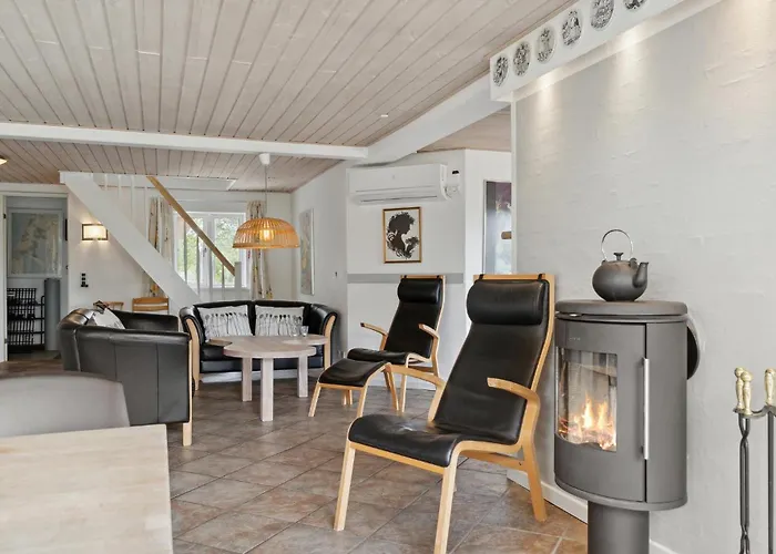 Semesterbostad 5 Bedroom Stunning In *