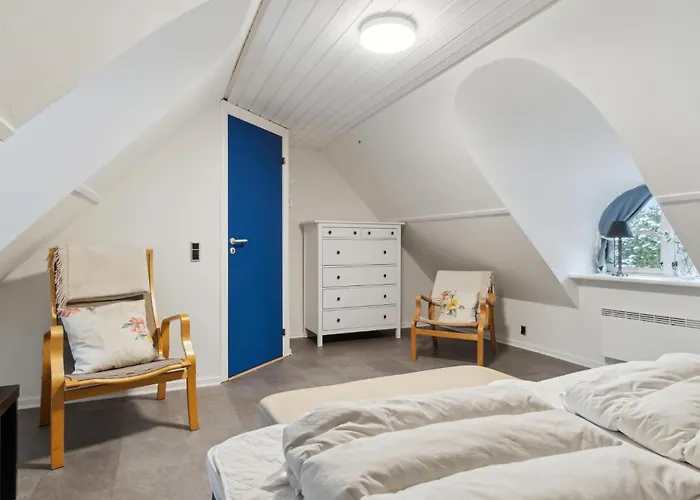 5 Bedroom Stunning In * Blåvand