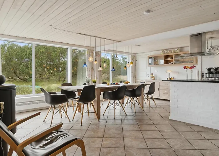 5 Bedroom Stunning In Blåvand