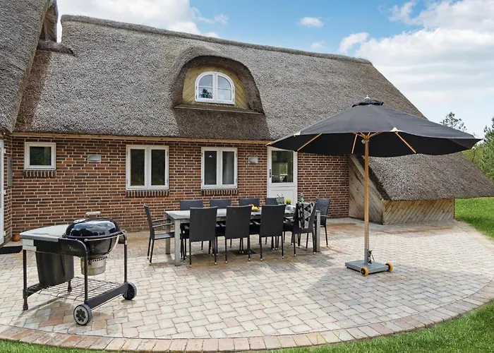 Semesterbostad 5 Bedroom Stunning In Blåvand